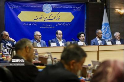 درگوشی‌های انتخاباتی چهره‌های سیاسی در یک محفل+ عکس