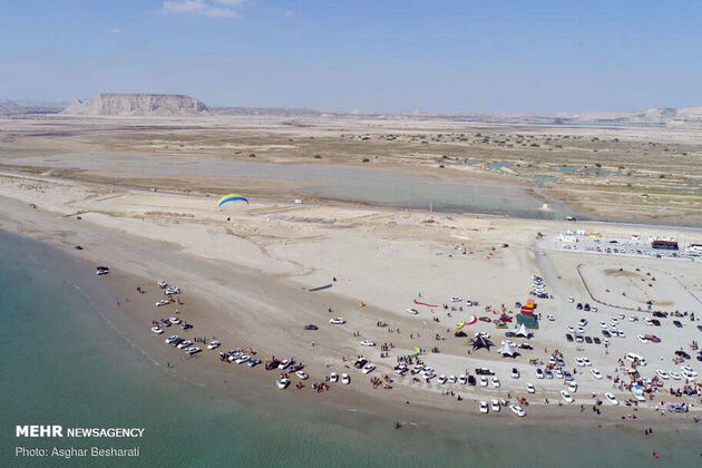 تصاویری از جزایر زیبای «ناز» در سواحل شرقی قشم