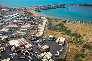 نقش مهم امارات در تجارت خارجی ایران | کوهنورد: ناامنی در منطقه، باعث بروز مشکلات لجستیکی و اخلال در ترانزیت کالا شده است