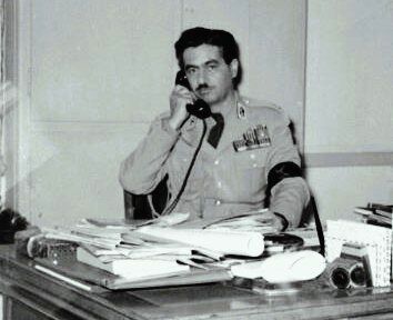چرا تیمور بختیار از شاه جدا شد؟