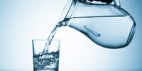 آیا نوشیدن آب بیشتر همیشه گزینه سالمی است؟
