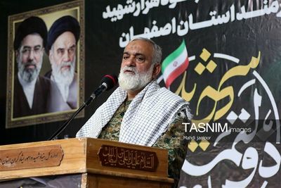 نسخه سردار نقدی برای مهار گرانی/ کسانی که می‌گویند بخاطر کمبود آب نباید تولید کنیم، بلندگوی دشمن هستند
