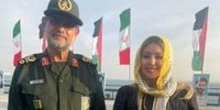 عکس یادگاری خبرنگار خارجی با یک فرمانده  سپاه