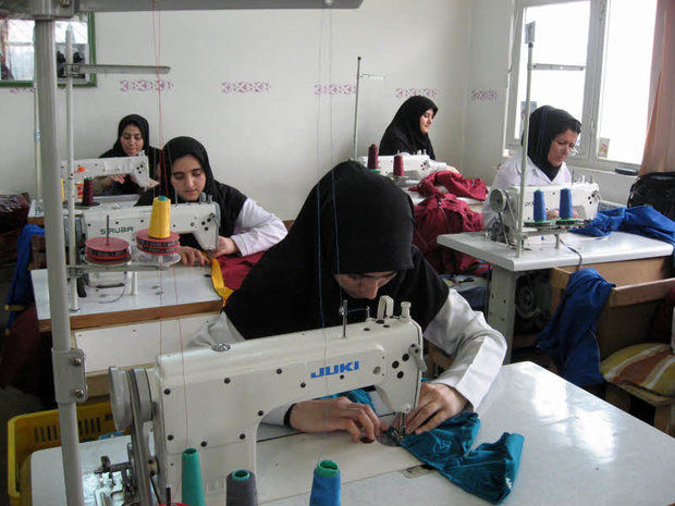 کاهش صادرات پوشاک ایرانی