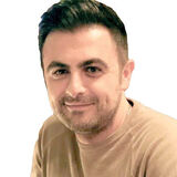 هادی خسروشاهین