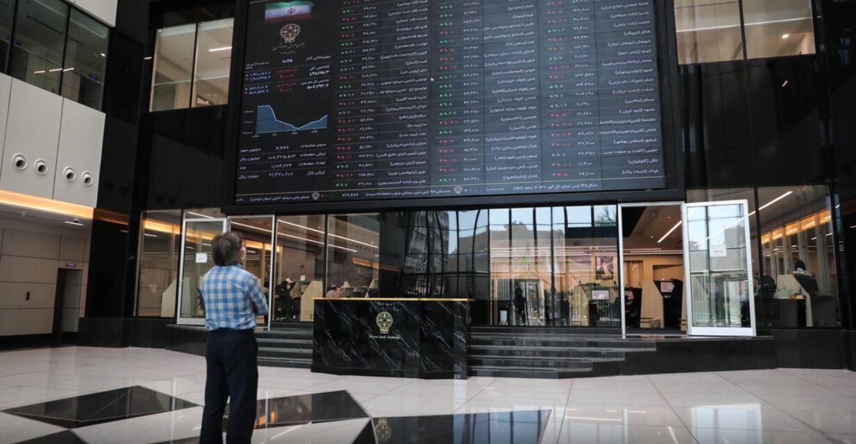 پیش بینی روند معاملات بورس/ اصلاح شاخص تا پایان انتخابات ریاست جمهوری آمریکا؟