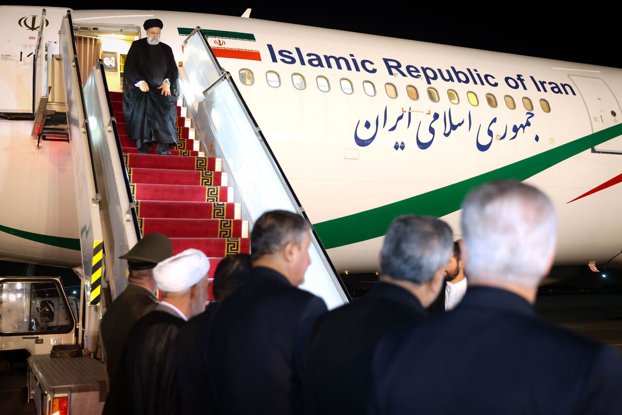 ابراهیم رئیسی به تهران بازگشت