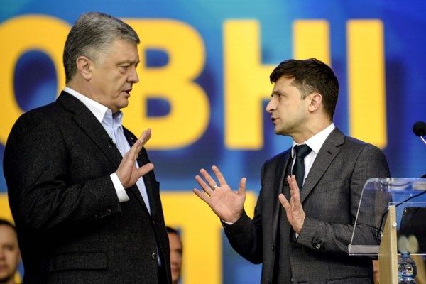 اتهام رئیس‌جمهور سابق اوکراین چیست؟/محاکمه در دادگاه