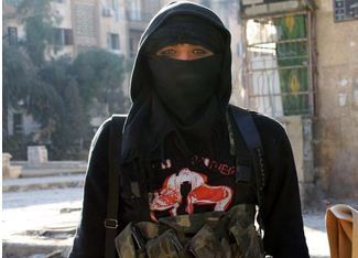 علایق عجیب زن داعشی در بحبوحه جنگ