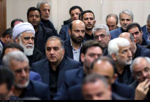 مراسم عزاداری امام حسین با حضور روحانی و وزرا