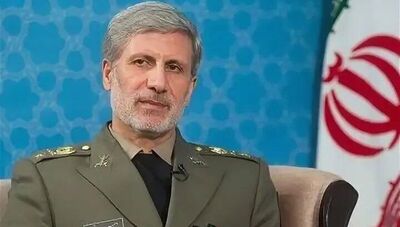 فرمانده کل ارتش: آمریکایی‌ها پاسخ قاطع دریافت می‌کنند