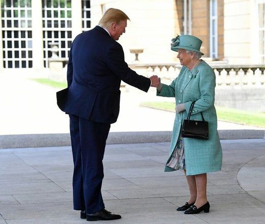 رفیق بازی دونالد ترامپ با ملکه انگلیس /عکس
