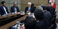 انتقاد تند عارف از رویکرد صدا و سیما به اینترنت؛ چطور فردی که ۲  واحد کامپیوتر پاس نکرده می‌شود کارشناس اینترنت صداوسیما؟ / آقایی که در جلسات با اینترنت بین‌الملل مخالفت می‌کند خودش اینترنت سفید دارد، اگر  بد است چرا خودت داری؟ 