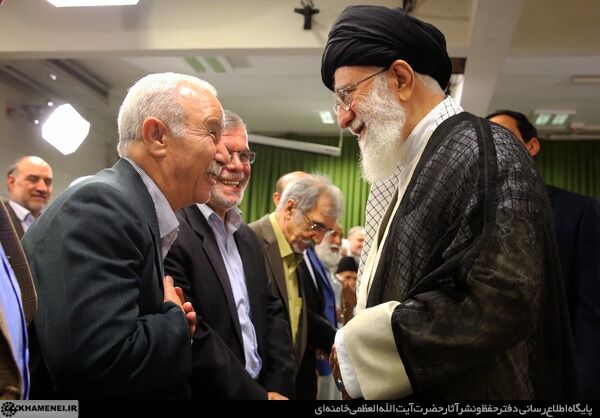 دیدار شاعران با رهبری