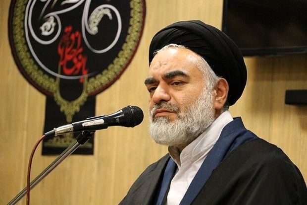 هشدار امام جمعه اصفهان درباره ۵ خطر کشف حجاب در جامعه