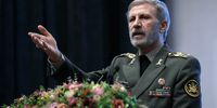 فرمانده کل ارتش: شکست دشمن حتمی است/ ایران بزرگ قابل بلعیده شدن نیست/ اقدامات دشمن در قالب برنامه‌ای تحت عنوان «فرسایش راهبردی» است