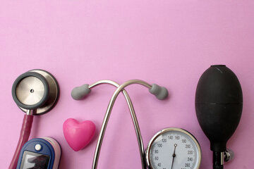 علائم هشدار دهنده فشار خون بالا که باید جدی بگیرید