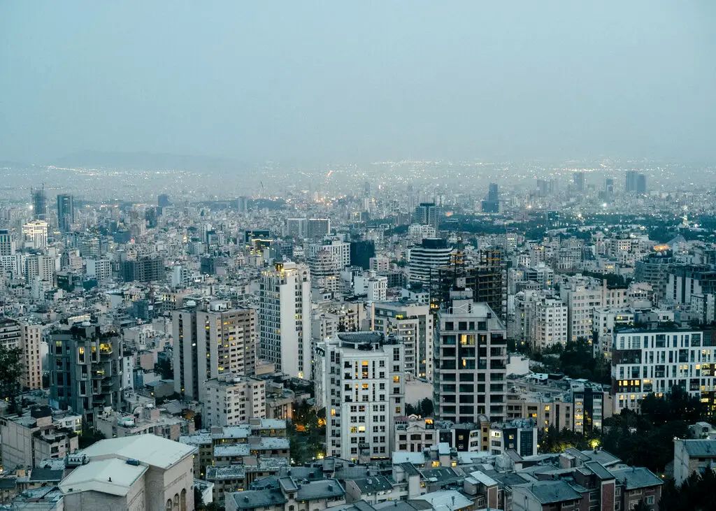 اقتصاد ایران آماده مواجهه با تحریم هاست؟ | تهران هنوز تصمیمی برای واکنش احتمالی نگرفته است