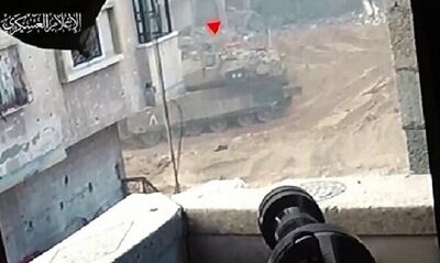  پاتک مقاومت به اسرائیل/ مقر فرماندهان بمباران شد 