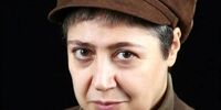 ژست جدید مازیار لرستانی در یک کافه+ عکس
