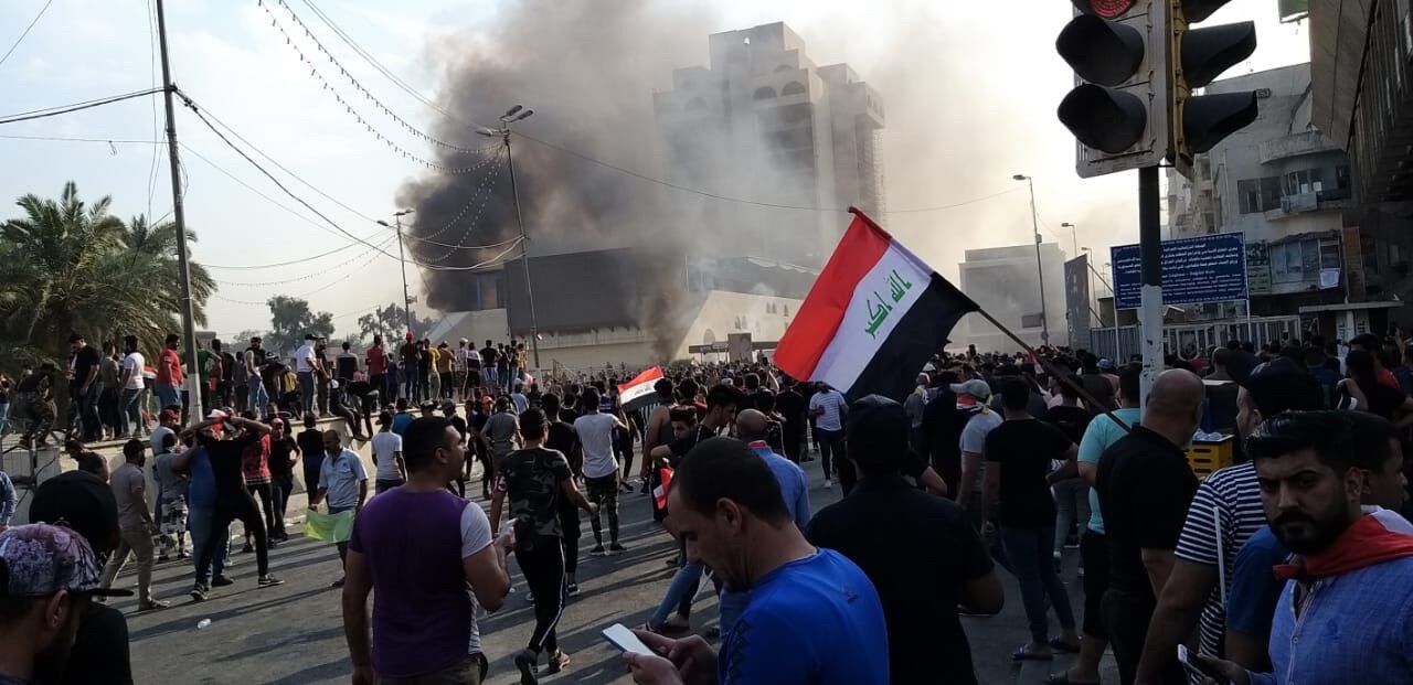 تجمع اعتراضی مردم بغداد به درگیری انجامید