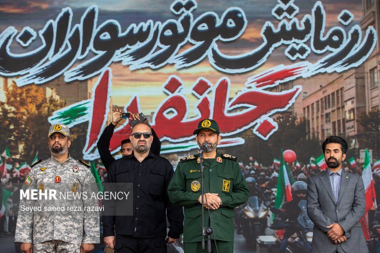 فرمانده ارشد سپاه سوار بر موتور در رژه موتور سواران جان‌فدا + تصاویر