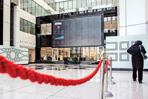 بورس به مذاکرات بدبین است یا خوش‌بین؟ | خان‌محمدی: نباید اجازه داد خروج سنگین پول، صندوق‌های درآمد ثابت و طلا را تهدید کند