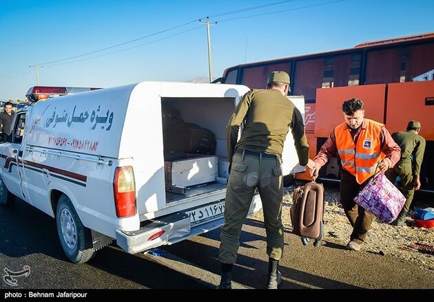 واژگونی اتوبوس دختران دانش‌آموز در استان فارس