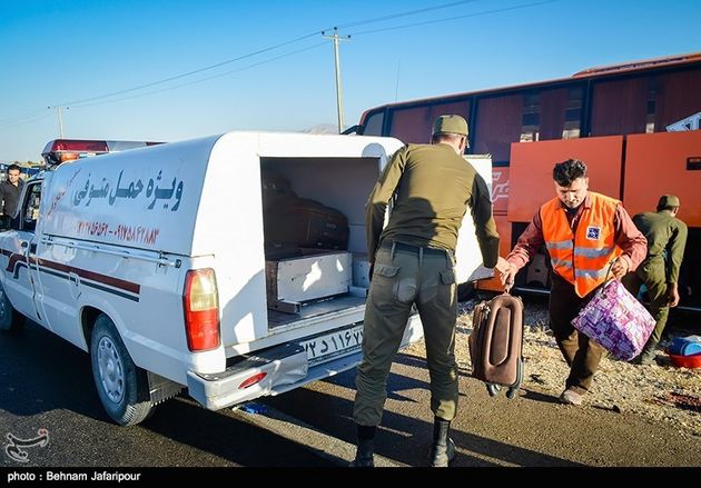 واژگونی اتوبوس دختران دانش‌آموز در استان فارس