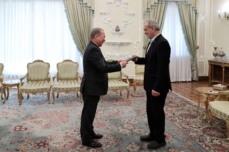 پزشکیان: سازمان همکاری ‌شانگهای و اوراسیا فرصت طلایی توسعه تعاملات منطقه‌ای است