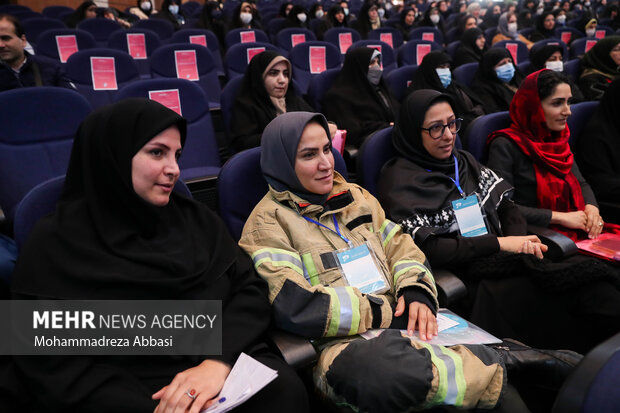 برگزاری همایش بین‌المللی بانوان مؤثر جهان در جامعه‌الزهرا(س)