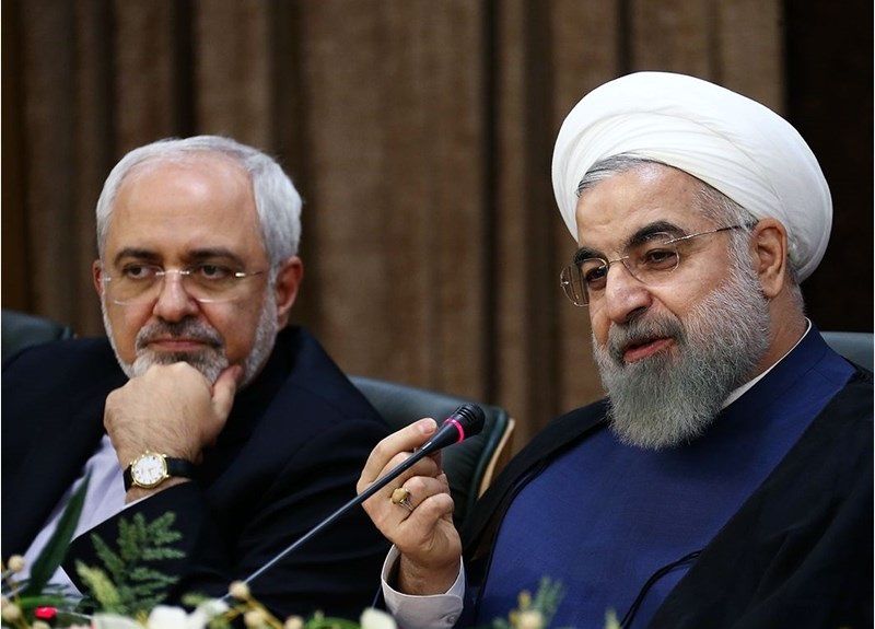 انتقاد تند کارشناس صداوسیما از روحانی و ظریف / ظریف همان ابوموسی اشعری است