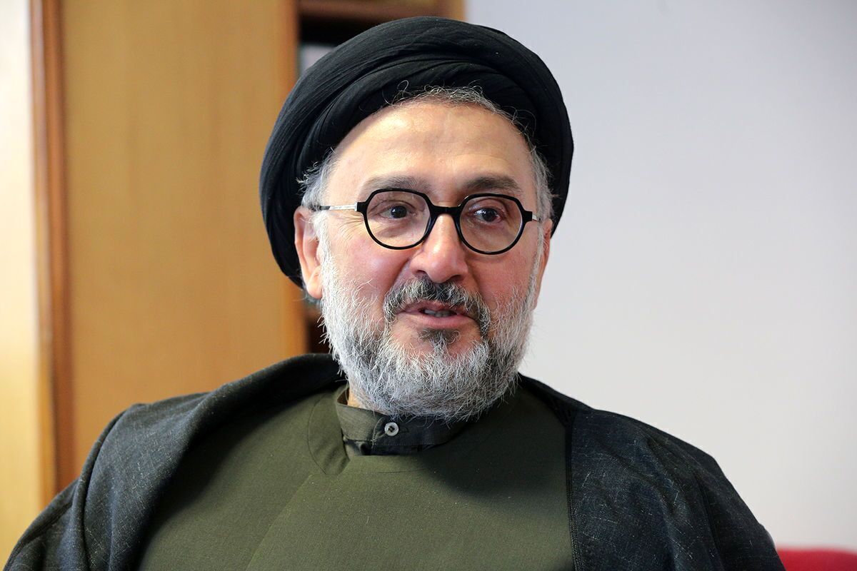  ابطحی: رفتن پزشکیان به نیویورک لازم است اما به شرط ها و شروط ها!/ شیطان را لعنت کردم!
