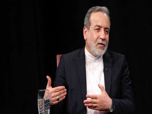 عراقچی: مساله پرونده هسته‌ای ایران با راهکار نظامی قابل حل نیست/ تهران تا ۳ روز دیگر پیش‌نویس توافق هسته‌ای با واشنگتن را آماده می‌کند 