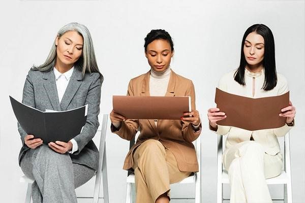 بهترین شغل برای زنان در کانادا، معرفی 7 شغل پر درآمد