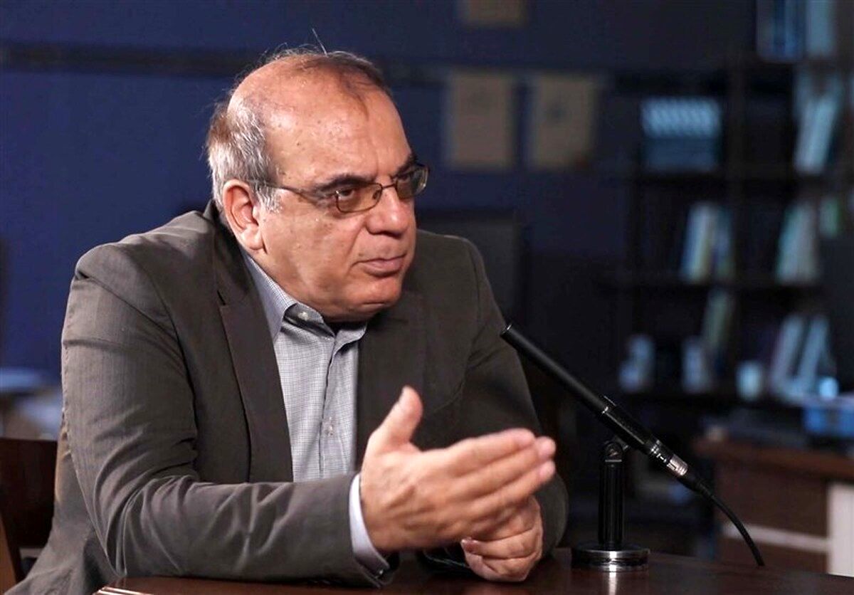 عباس عبدی: دولت هیچ ایده و برنامه‌ای ندارد؛ این وضع خطرناک است
