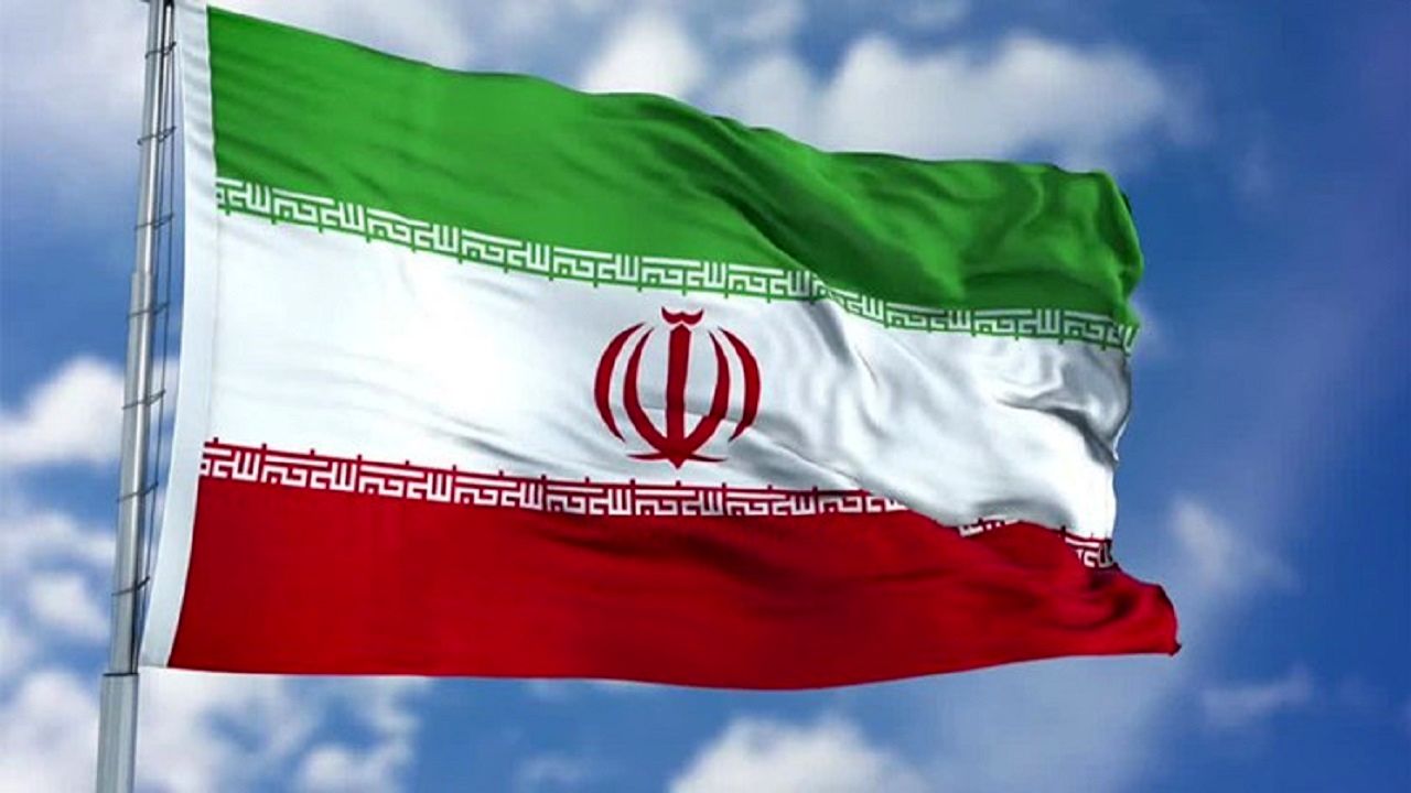 روزی که پرچم ایران ۳ رنگ شد + تصاویر
