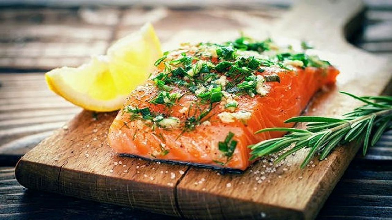 8 دلیل برای خوردن زیاد ماهی !