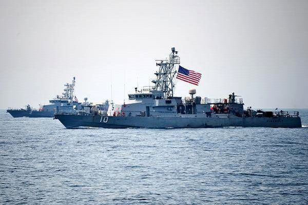 کاهش رویارویی قایق‌های تندرو ایران با ناوهای آمریکایی در خلیج فارس