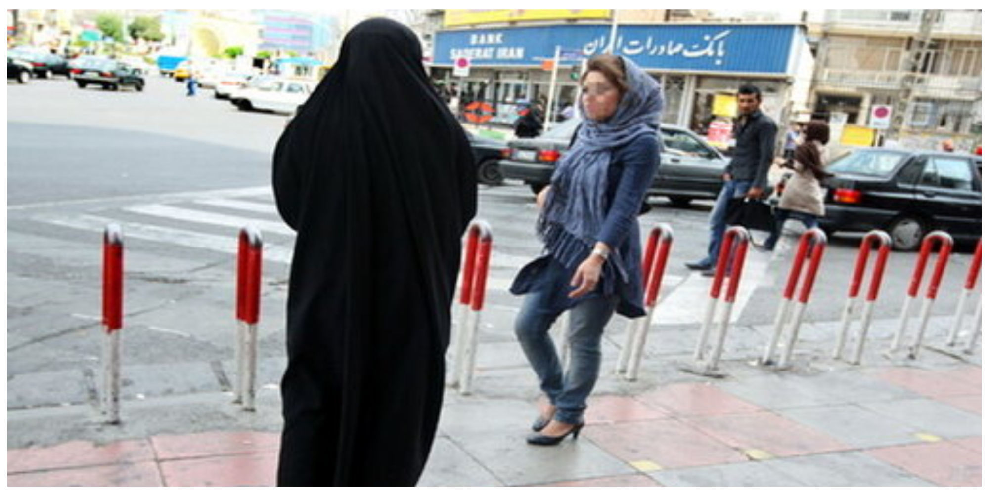 واکنش محسن برهانی به ویدئوی جنجالی ریختن ماست روی سر دو خانم بدون حجاب