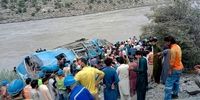 سقوط اتوبوس به دره‌ /۱۹ نفر کشته، ۱۲ تن دیگر نیز زخمی شدند 