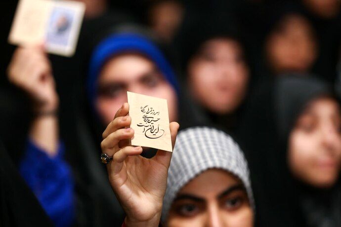 تصاویری خاص و دیدنی از دیدار دانش آموزان با رهبر انقلاب 2