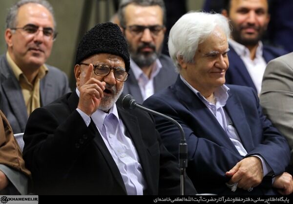 دیدار شاعران با رهبری