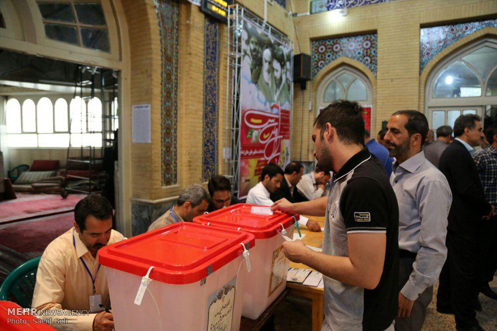قهر توده مردم با انتخابات / روزنامه اعتماد از نتیجه عجیب انتخابات ریاست جمهوری