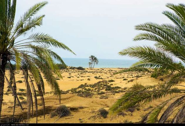 ساحل و روستای شگفت انگیز « دَرَک » زرآباد
