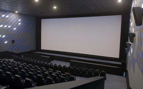 بیش از ۱۸۰۰ صندلی به ظرفیت سینمایی کشور اضافه شد