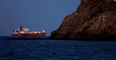  واریز درآمد تنگه هرمز تایید شد/ دریافت عوارض عبور به صورت ارز نقد