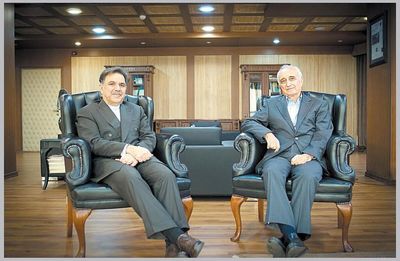 عباسی: وقتی رفتار بانک مرکزی تخصصی نیست، انتقاد امثال بابک زنجانی تعجب آور نیست | جبل‌عاملی: بانک مرکزی صرفاً از نظر بوروکراسی و تعداد کارمندان بزرگ شده است 2