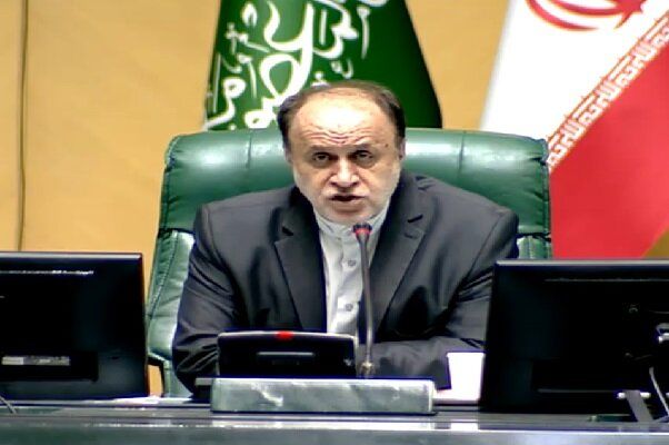 درخواست حاجی بابایی از دولت: حال اقشار کم درآمد خوب نیست / عنایت ویژه داشته باشید