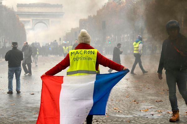 آغاز دور پنجم اعتراضات جلیقه زردها در فرانسه 